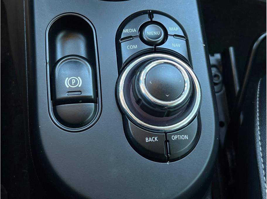 Used 2022 MINI Cooper SE FWD image 16