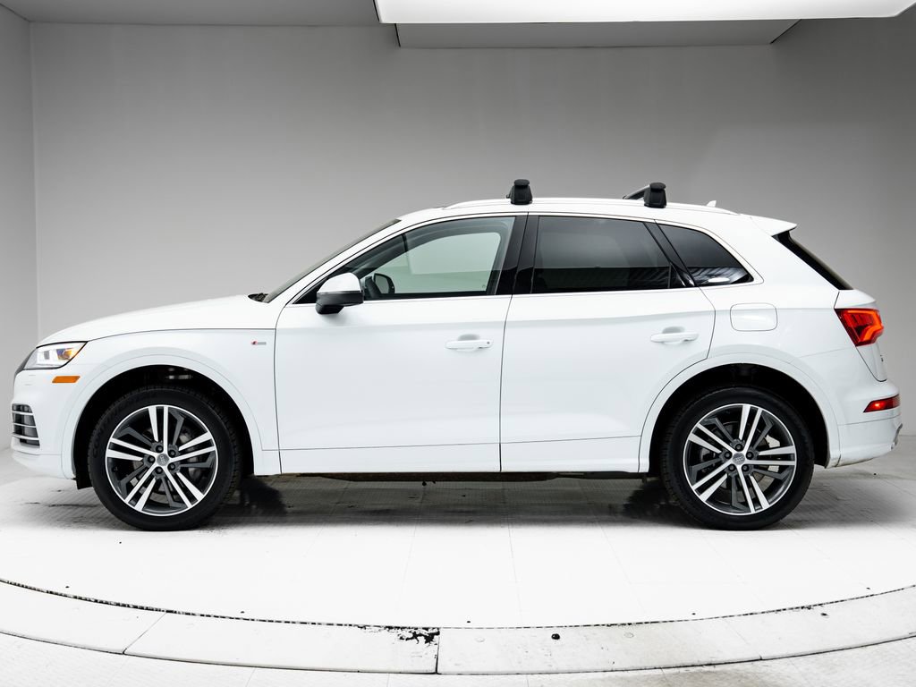 Used 2020 Audi Q5 e Premium Plus w/ Premium Plus Package image 2