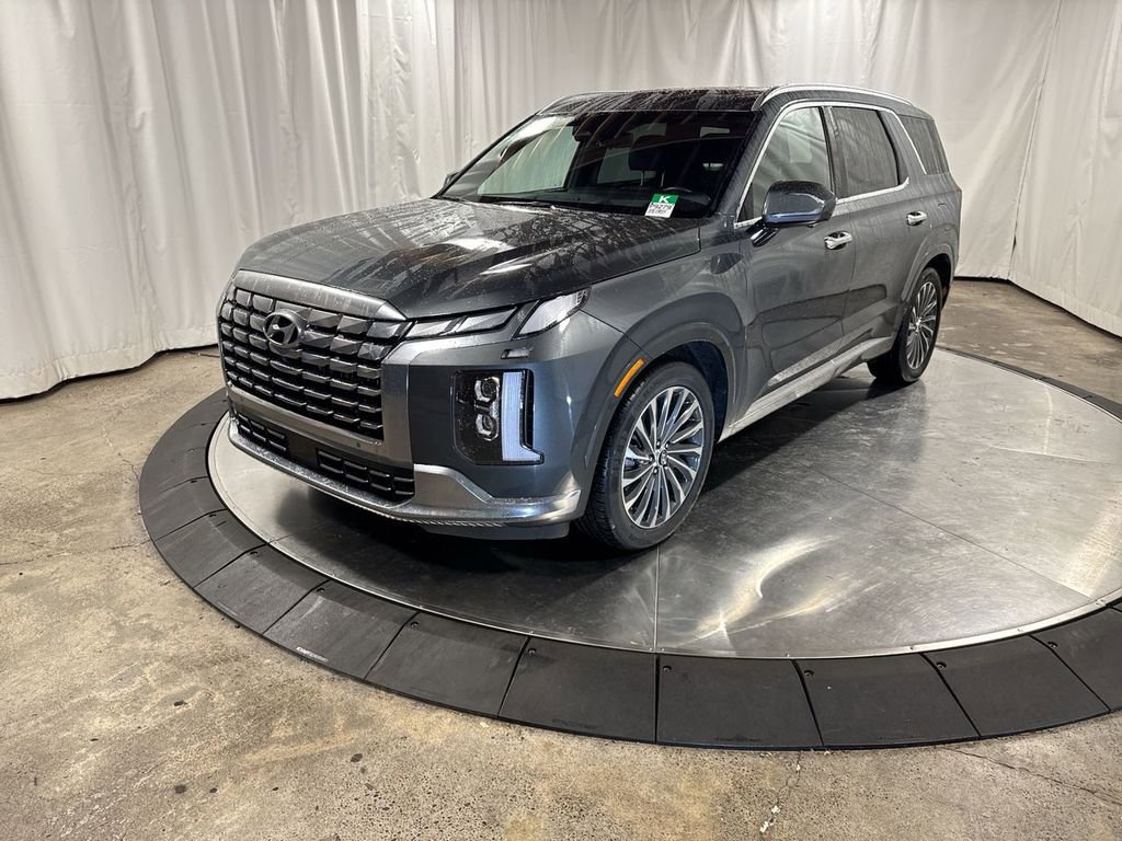 Used 2024 Hyundai Palisade Calligraphy video 1