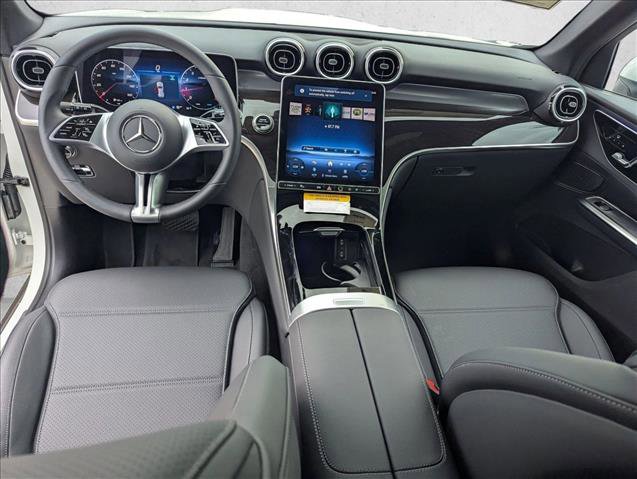 Used 2025 Mercedes-Benz GLC 300 image 14