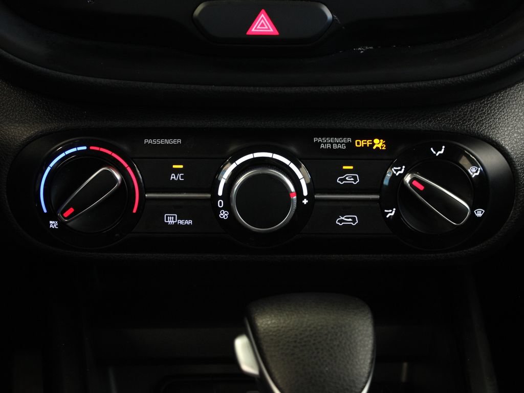 Used 2023 Kia Soul LX FWD image 22