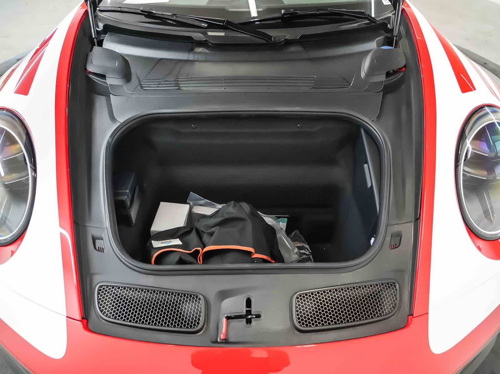 Certified 2026 Porsche 911 GT3 RWD image 38