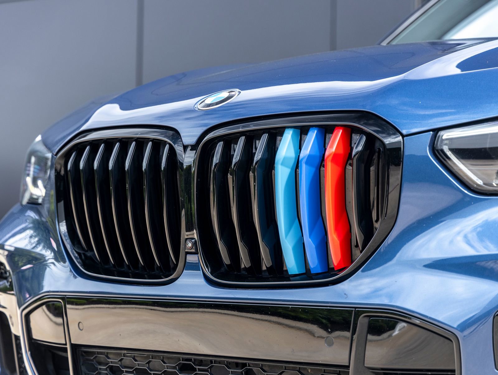 Used 2023 BMW X5 sDrive40i w/ M Sport Package image 15