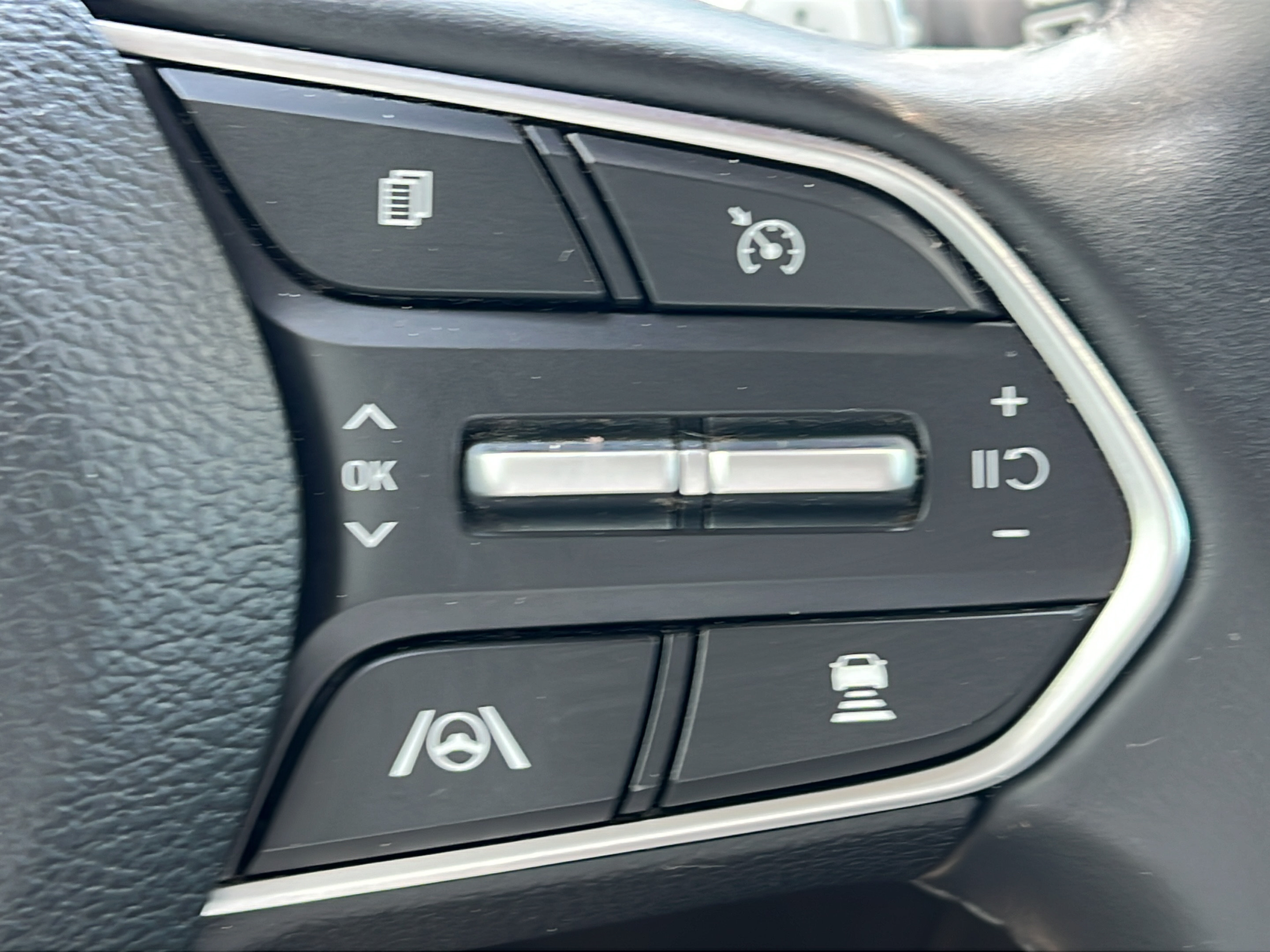 Used 2022 Hyundai Santa Fe XRT FWD image 21