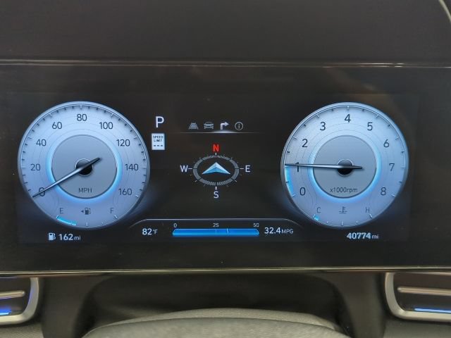 Used 2025 Hyundai Elantra SEL FWD image 16