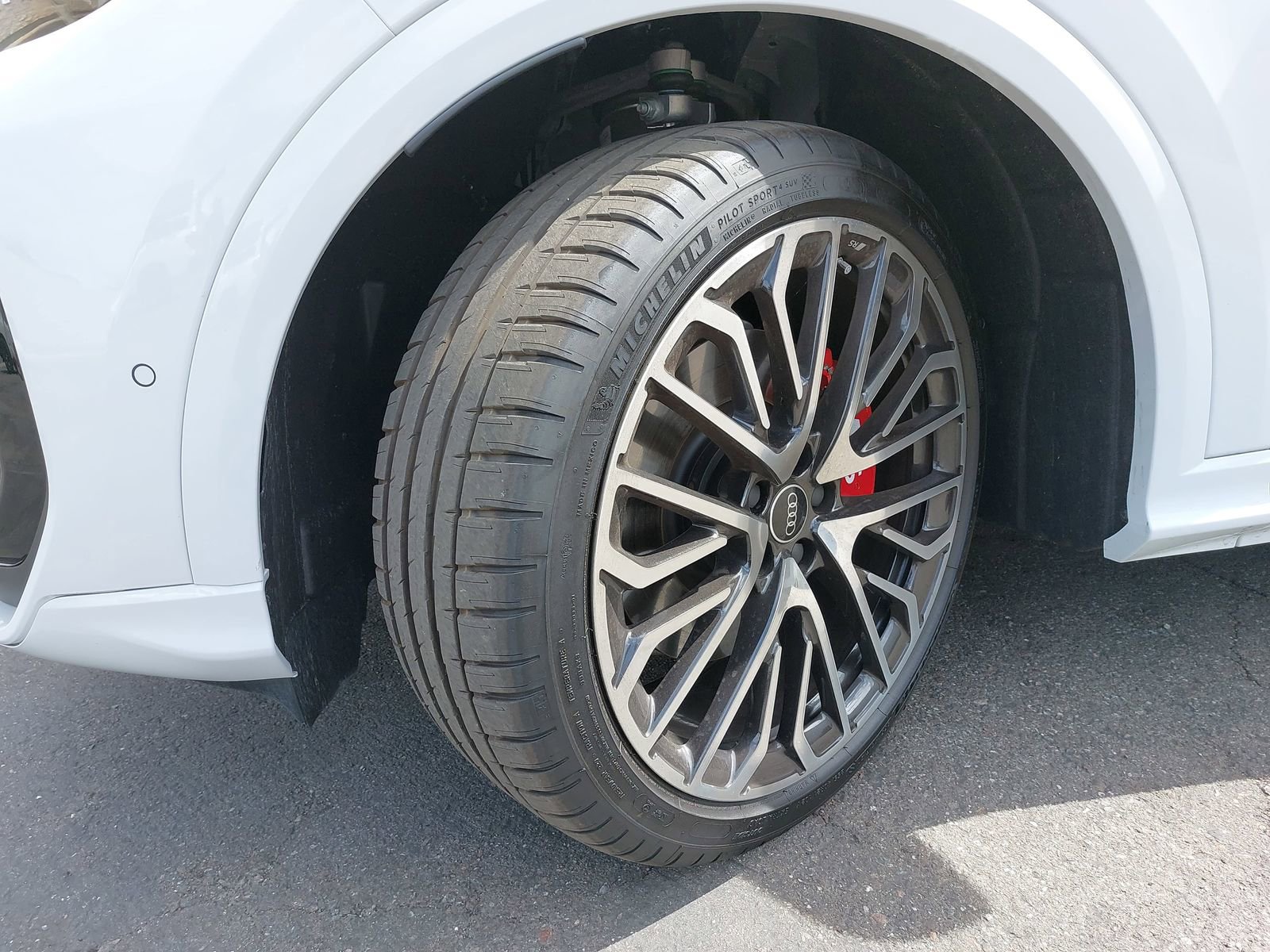 New 2025 Audi SQ5 Premium Plus AWD/4WD image 36