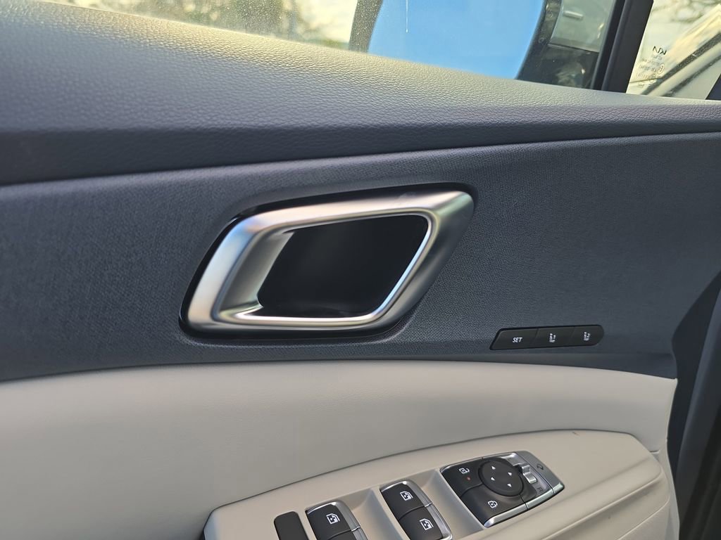 New 2026 Kia Carnival EX image 20
