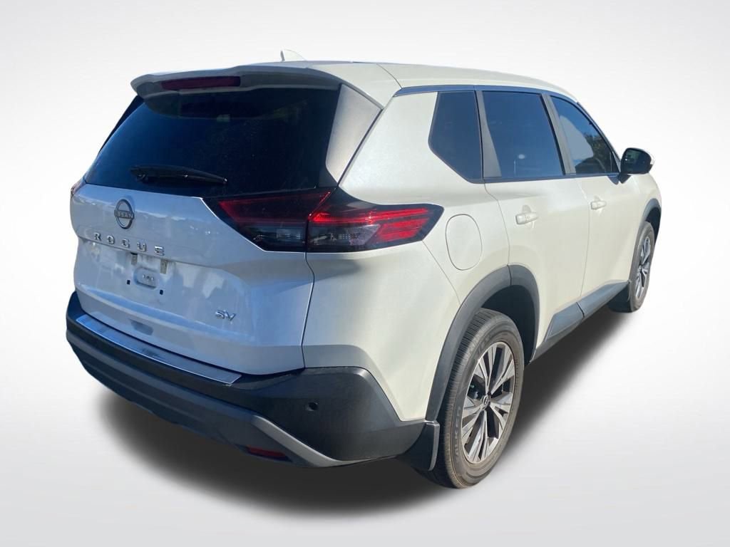 Used 2023 Nissan Rogue SV image 7