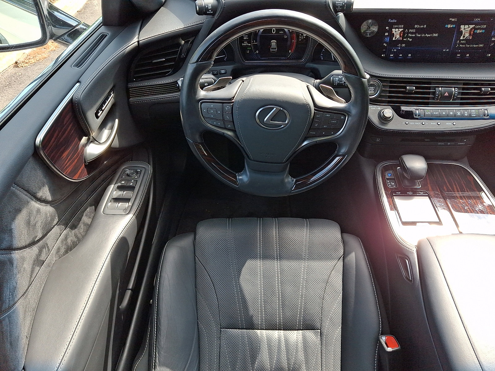 Used 2018 Lexus LS 500 AWD w/ Interior Upgrade Package image 12