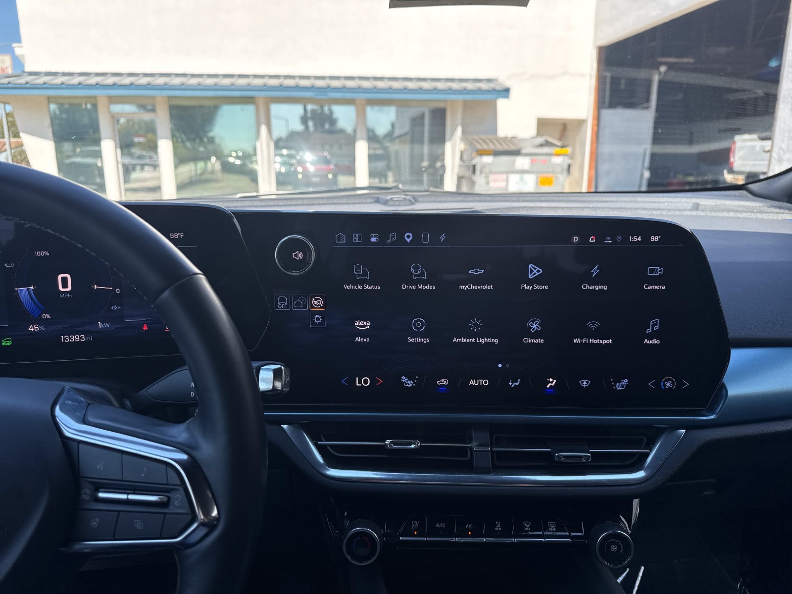 Used 2024 Chevrolet Equinox EV LT w/ LPO, Trailering Package FWD image 17