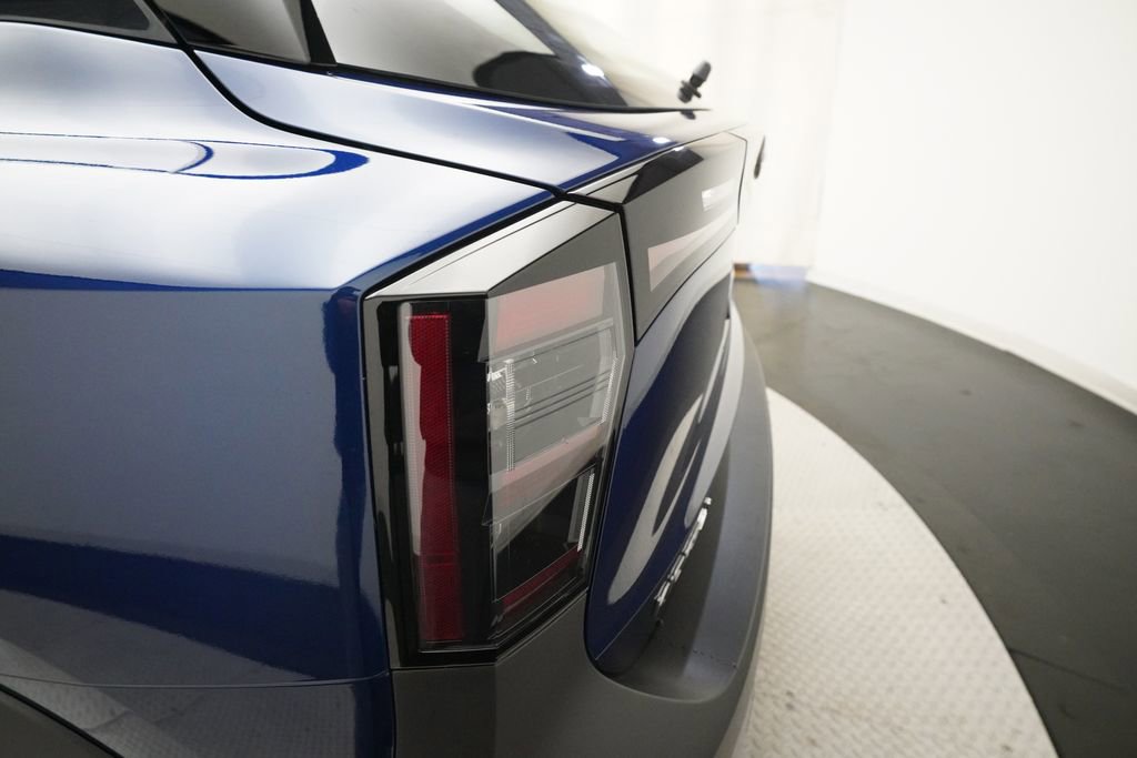 Certified 2025 Nissan Kicks S image 31