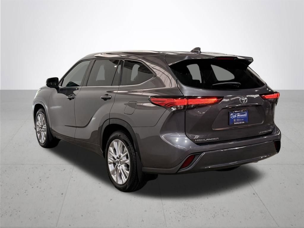 Used 2023 Toyota Highlander Limited AWD/4WD image 14
