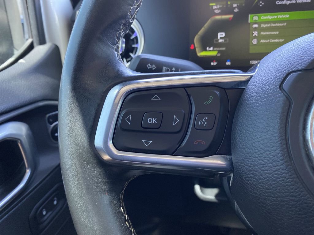 Used 2020 Jeep Wrangler Unlimited Sahara image 8