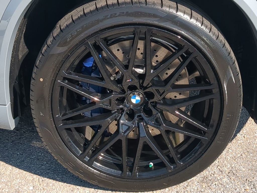 New 2026 BMW X5 M Competition w/ Executive Package AWD/4WD image 11