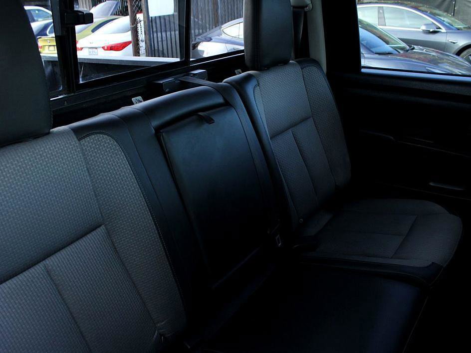 Used 2020 Nissan Titan S w/ S Utility Package image 15