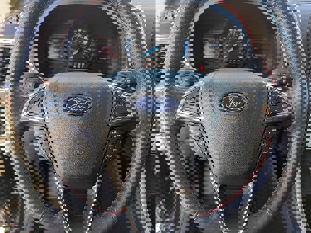 Used 2023 Ford Edge ST-Line image 28