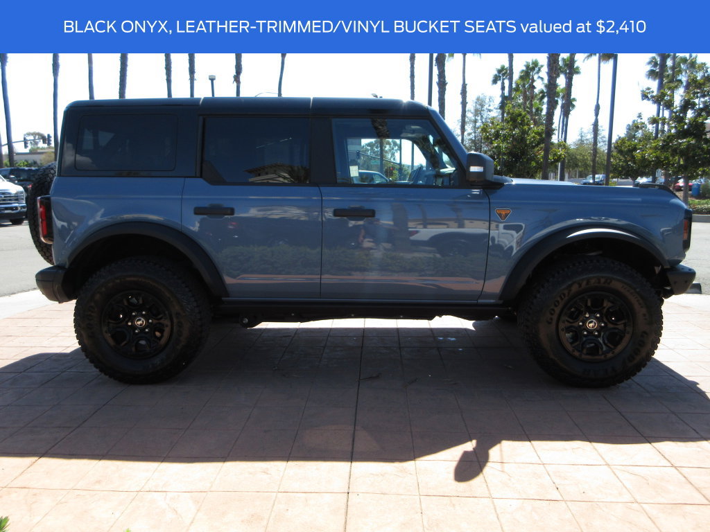 Certified 2025 Ford Bronco Badlands AWD/4WD image 5