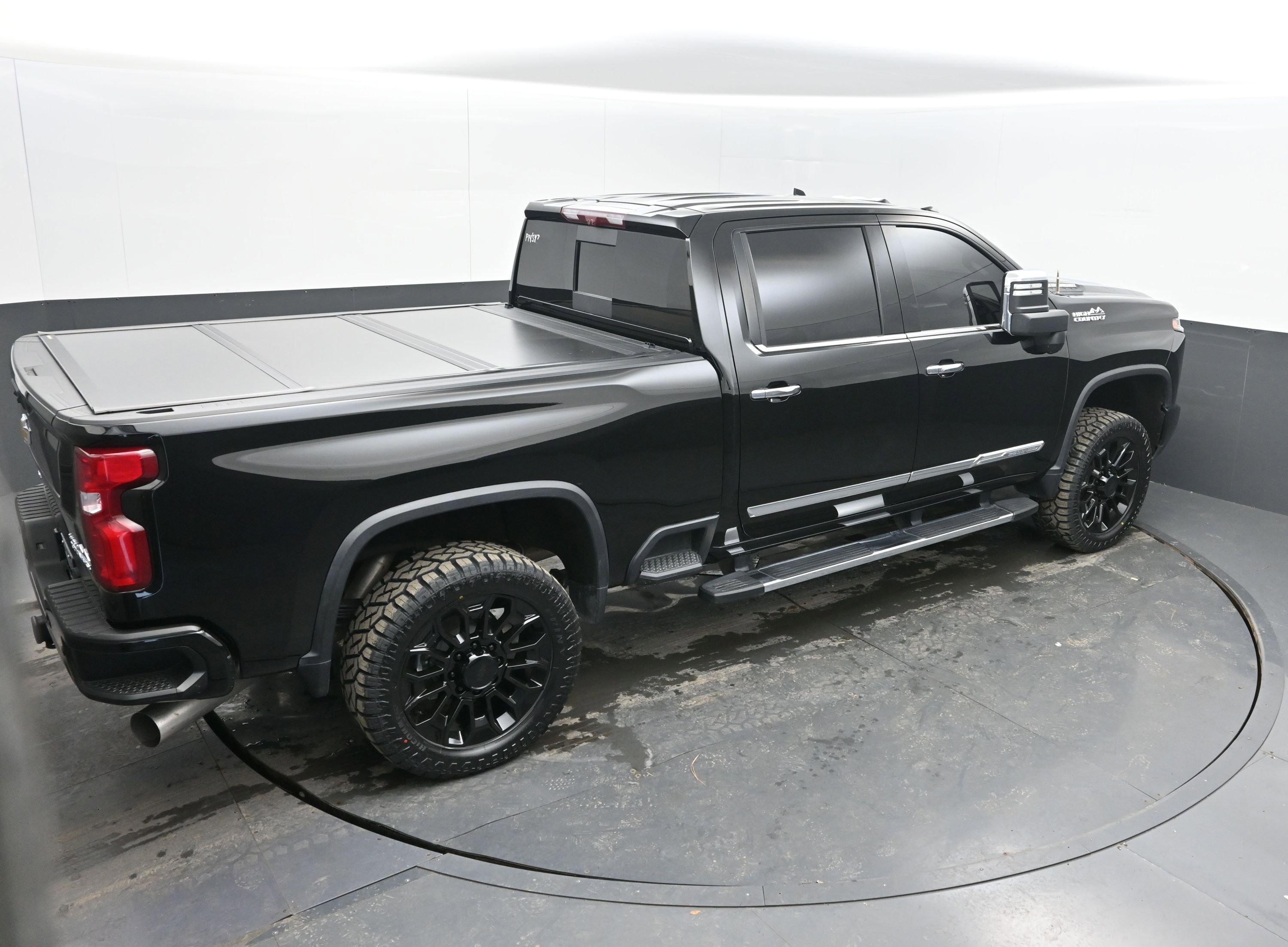 Used 2024 Chevrolet Silverado 2500 High Country w/ Technology Package image 33