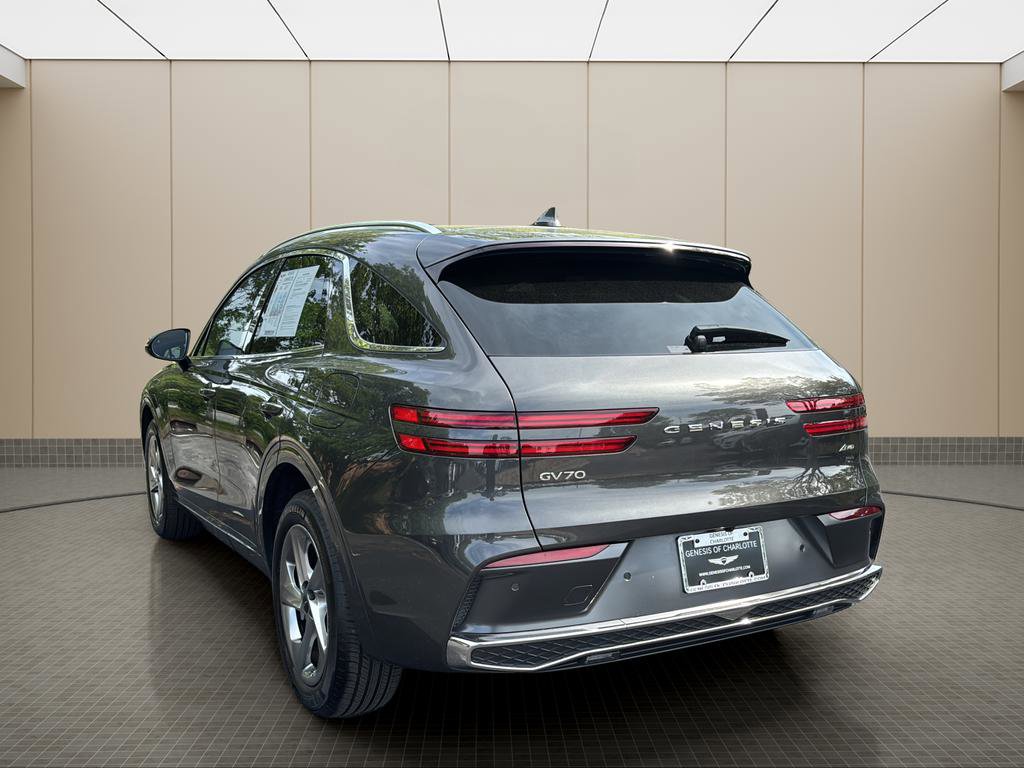 Certified 2026 Genesis GV70 2.5T image 3