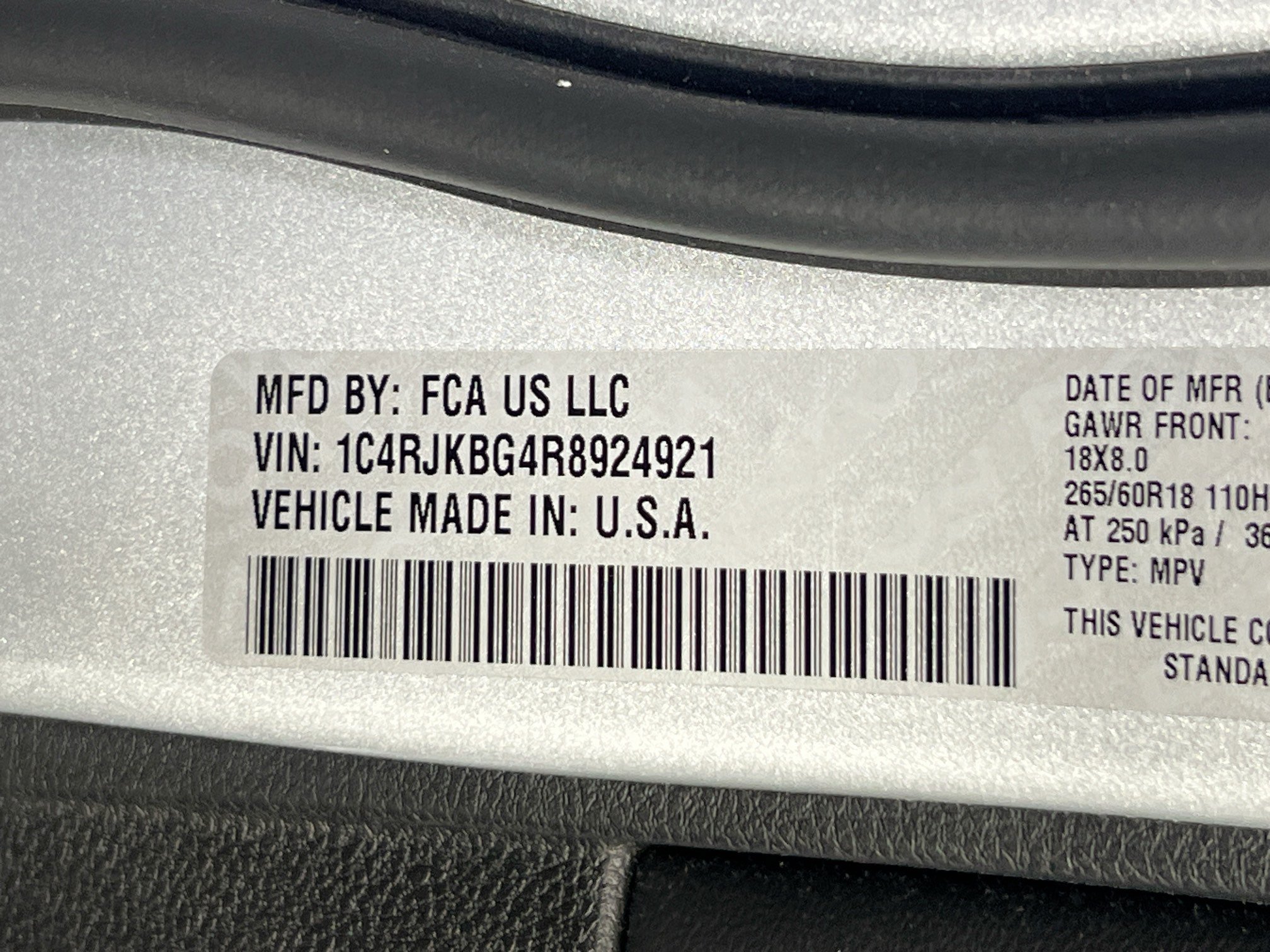 Used 2024 Jeep Grand Cherokee L Limited AWD/4WD image 34