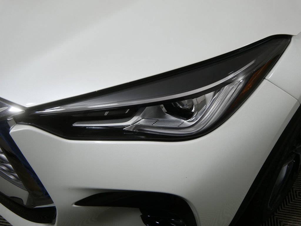 Certified 2025 INFINITI QX55 Luxe w/ Cargo Package image 12