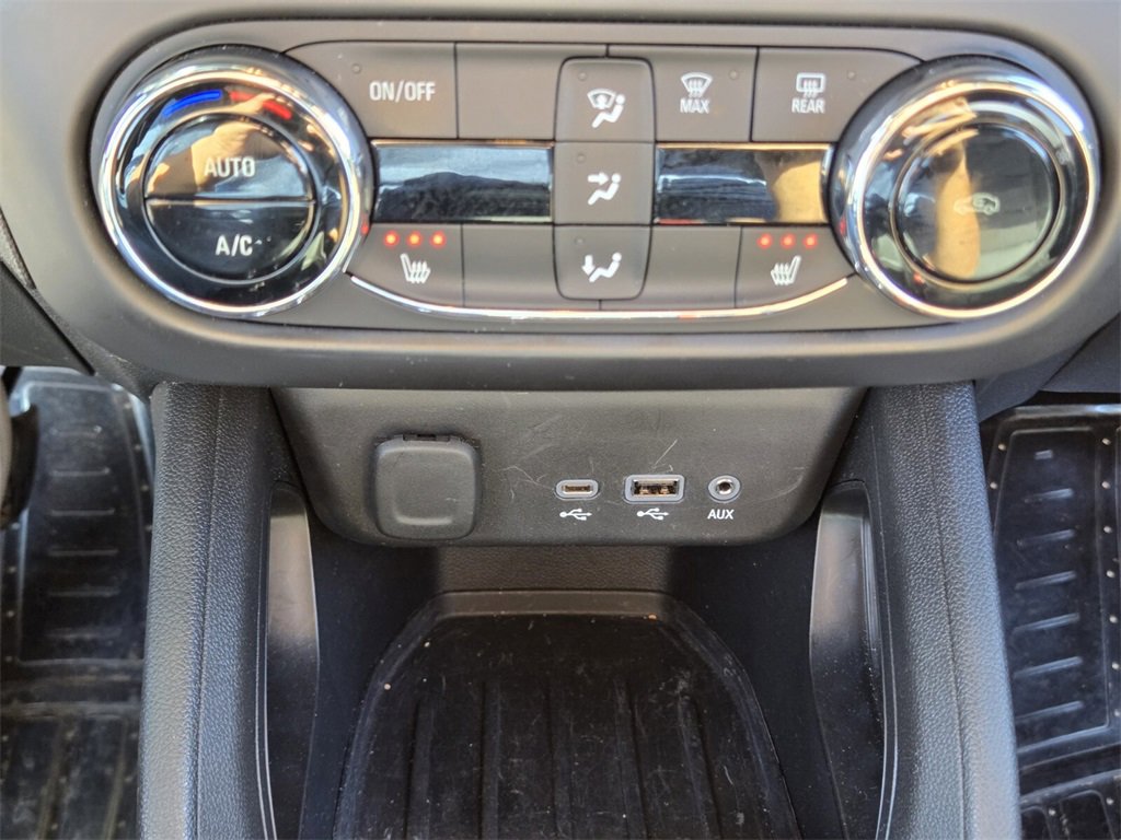 Used 2023 Chevrolet TrailBlazer RS w/ Convenience Package image 23