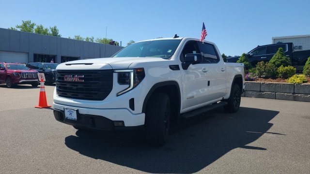 New 2026 GMC Sierra 1500 Elevation w/ Elevation Premium Package AWD/4WD image 3