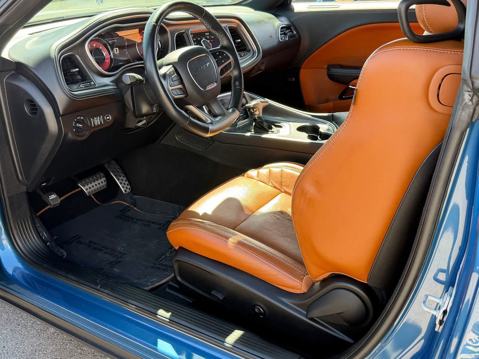 Used 2022 Dodge Challenger SRT Hellcat w/ Plus Package RWD image 13