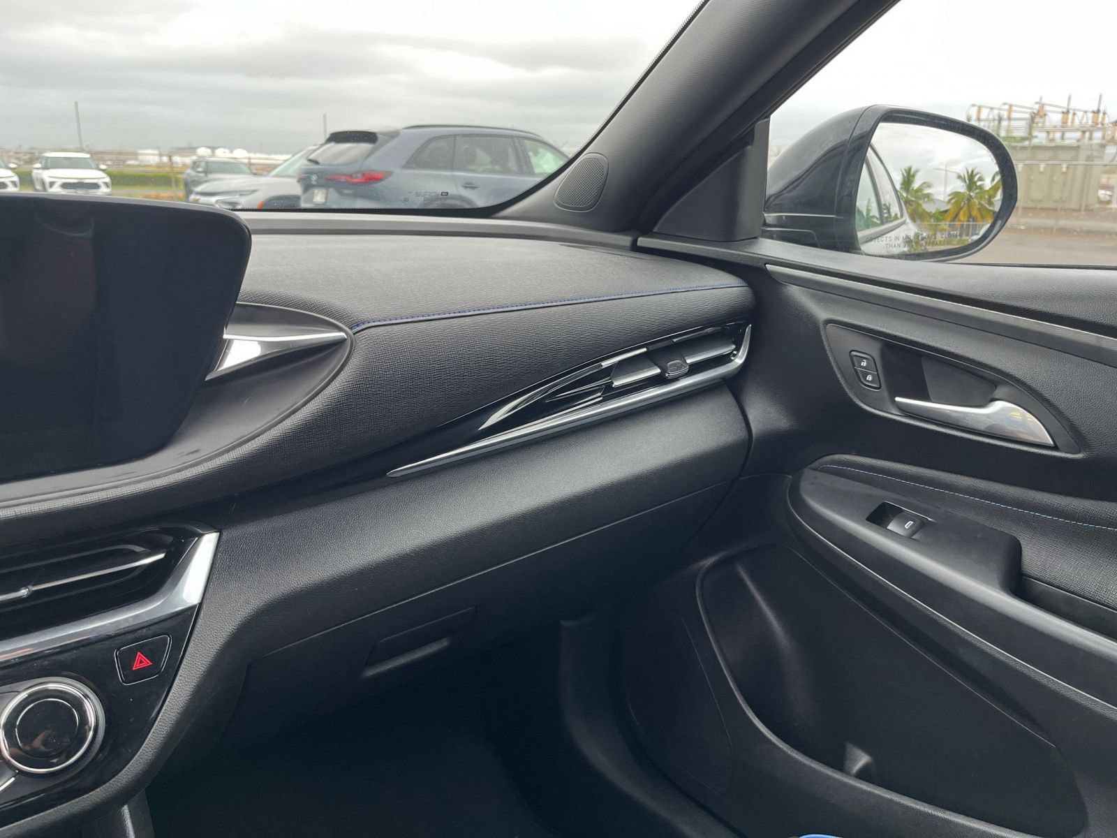 Used 2025 Buick Envista Sport Touring FWD image 33
