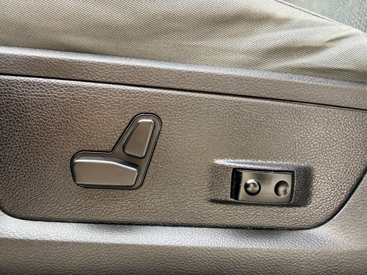 Used 2016 RAM 2500 Lone Star image 18