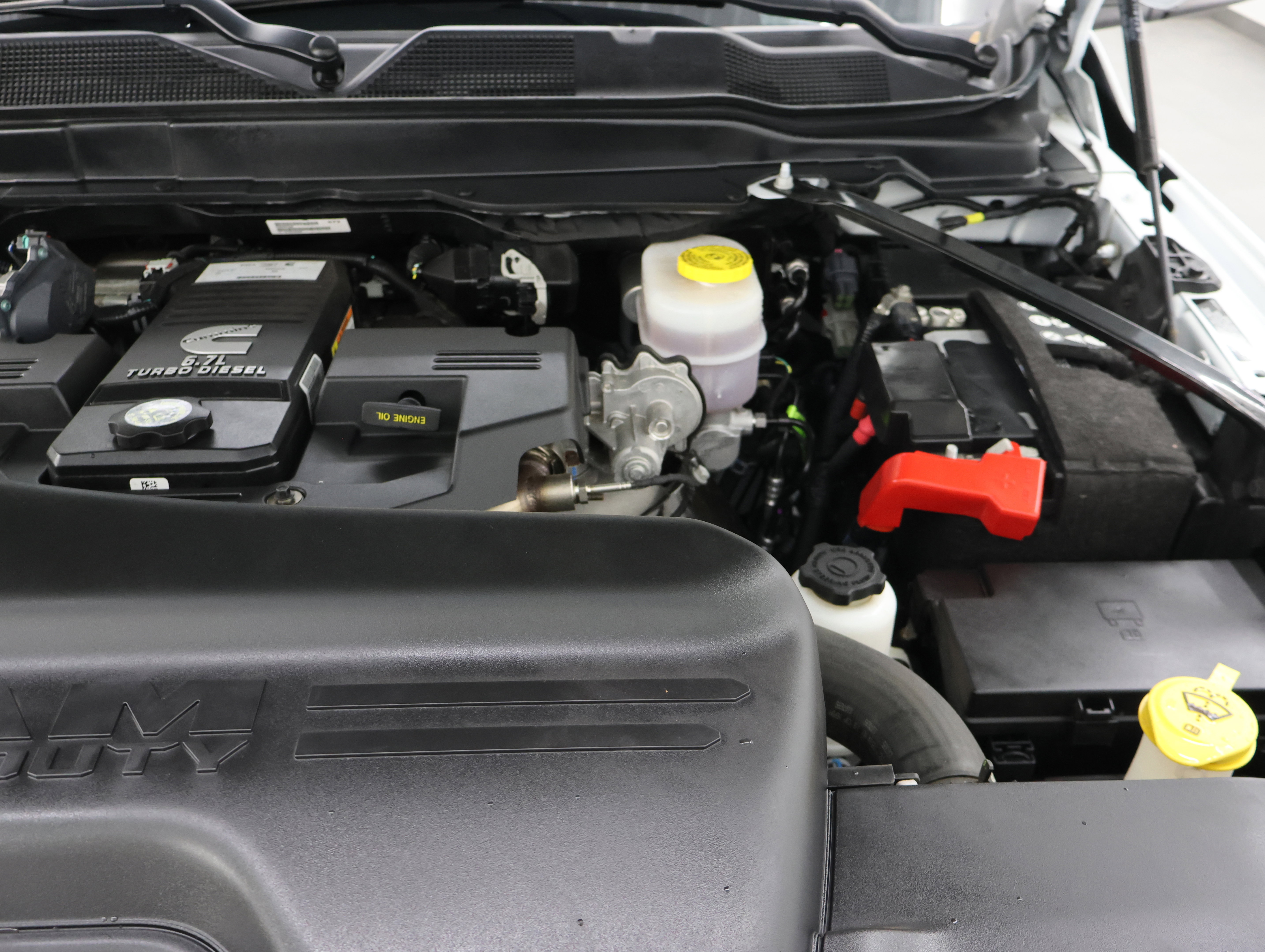 Used 2024 RAM 3500 Tradesman w/ Chrome Appearance Group image 19