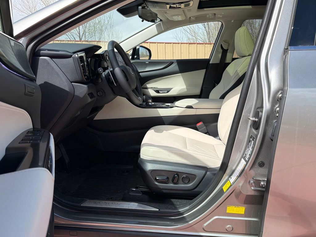 Used 2026 Lexus NX 450h+ AWD w/ Accessory Package (2T) image 10