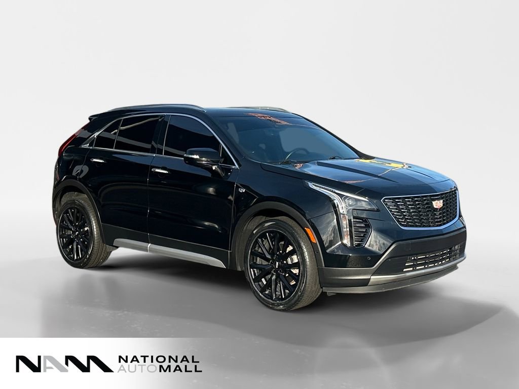 Used 2022 Cadillac XT4 Premium Luxury w/ Enhanced Visibility Package image 7