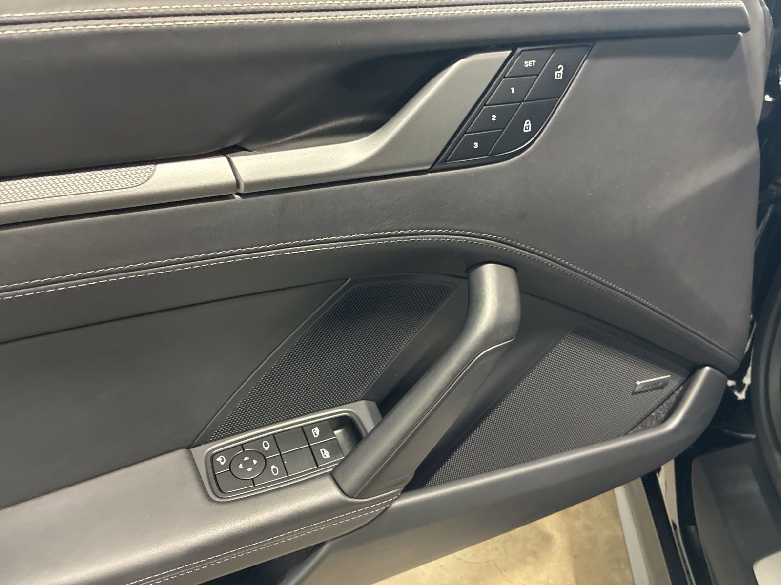 Used 2024 Porsche 911 Targa 4 image 8