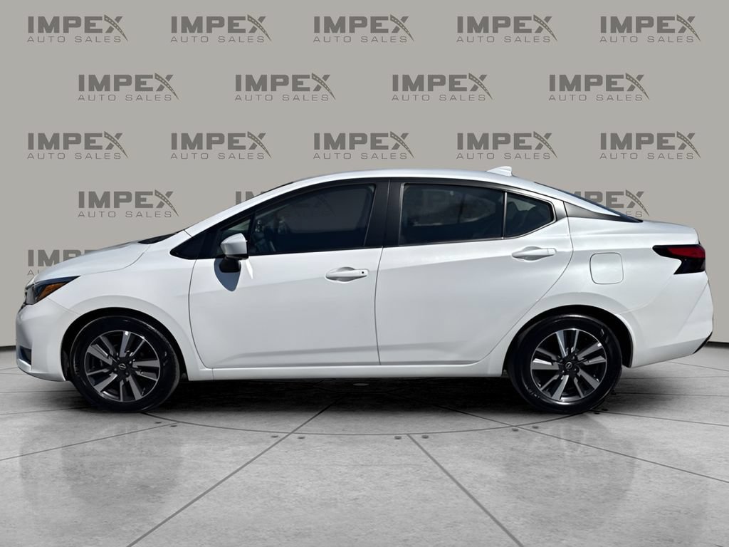 Used 2025 Nissan Versa SV FWD image 2