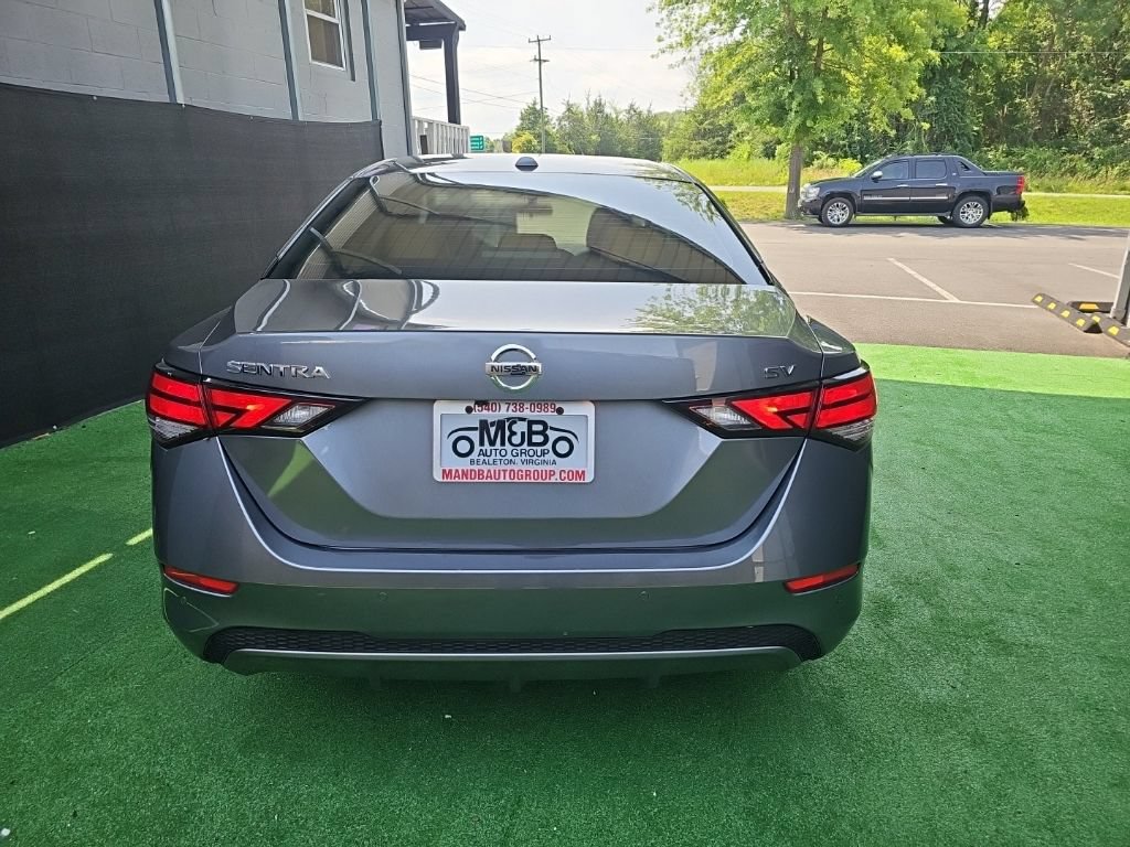 Used 2020 Nissan Sentra SV w/ SV Premium Package FWD image 5