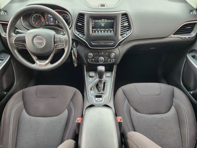 Certified 2019 Jeep Cherokee Latitude w/ Popular Appearance Group image 24