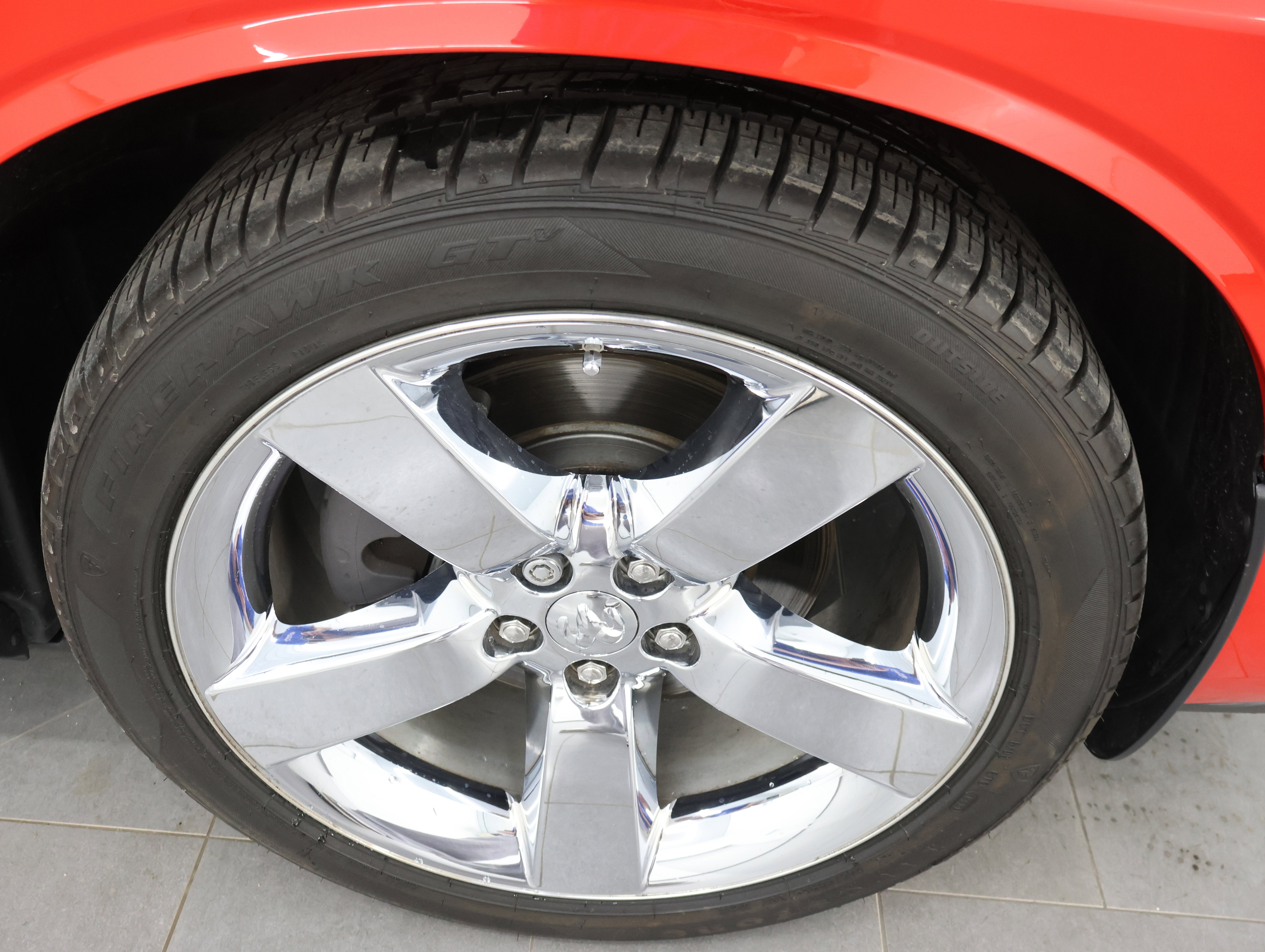 Used 2009 Dodge Challenger R/T image 3