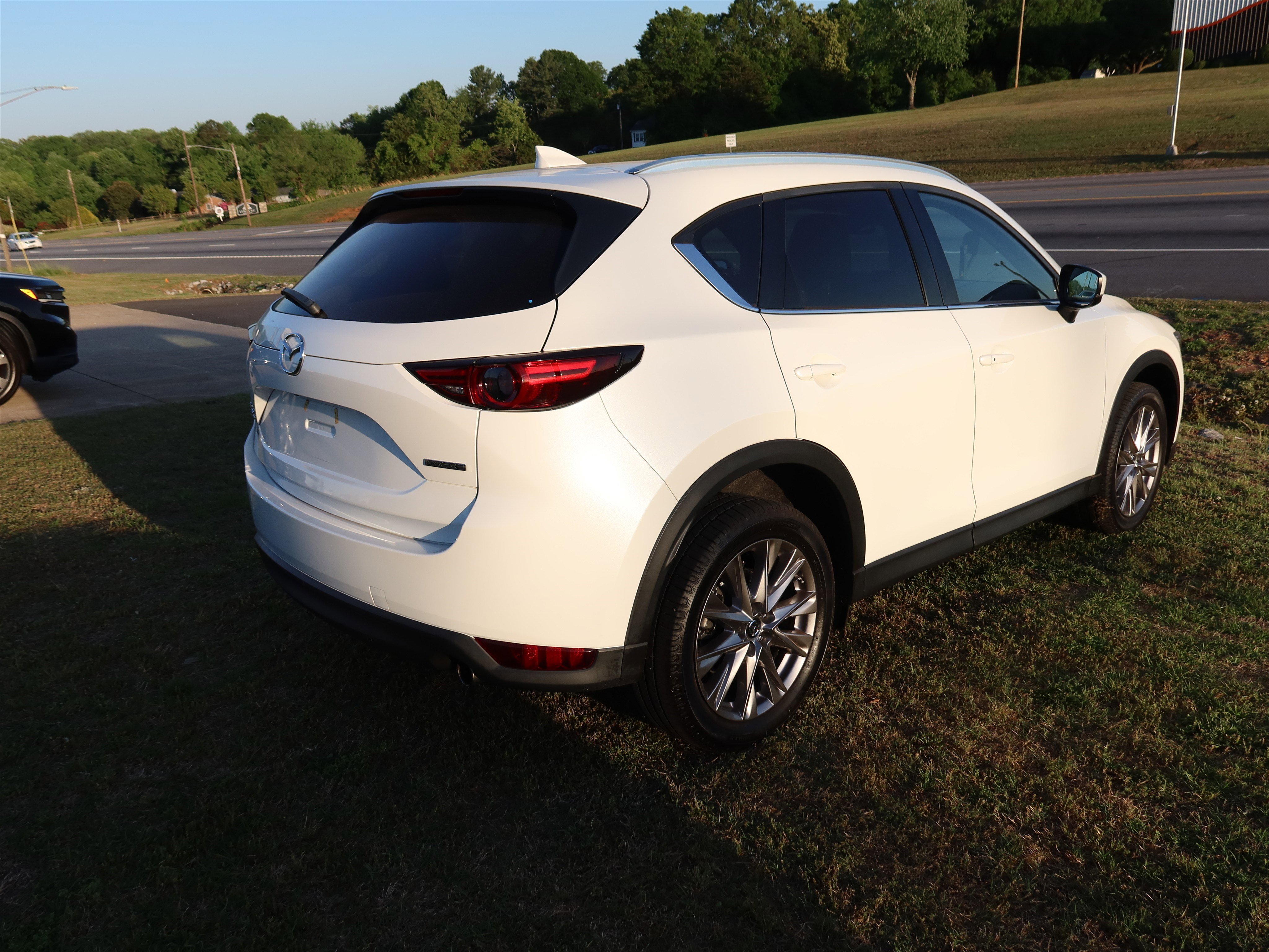 Used 2020 MAZDA CX-5 Grand Touring Reserve AWD/4WD image 4