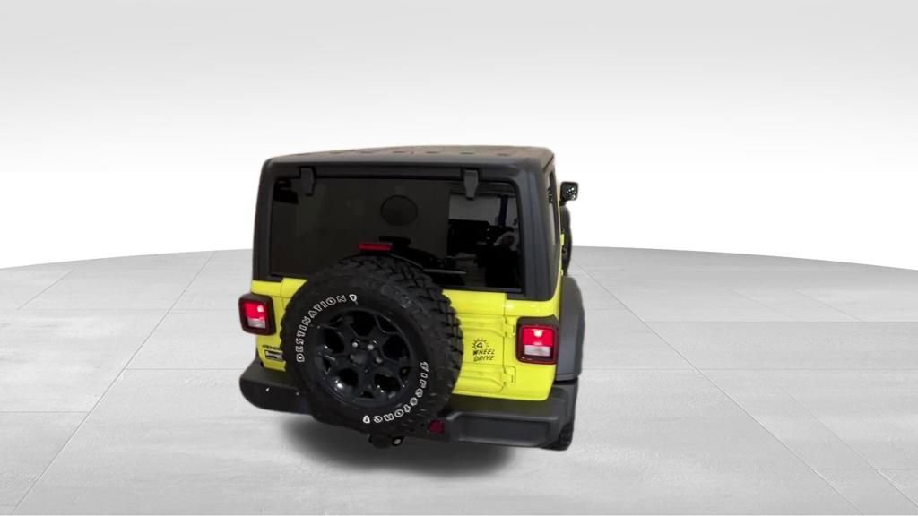 Used 2023 Jeep Wrangler Unlimited w/ Cold Weather Group image 4