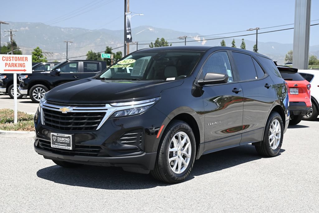 Used 2022 Chevrolet Equinox LS w/ LPO, Cargo Package FWD image 8