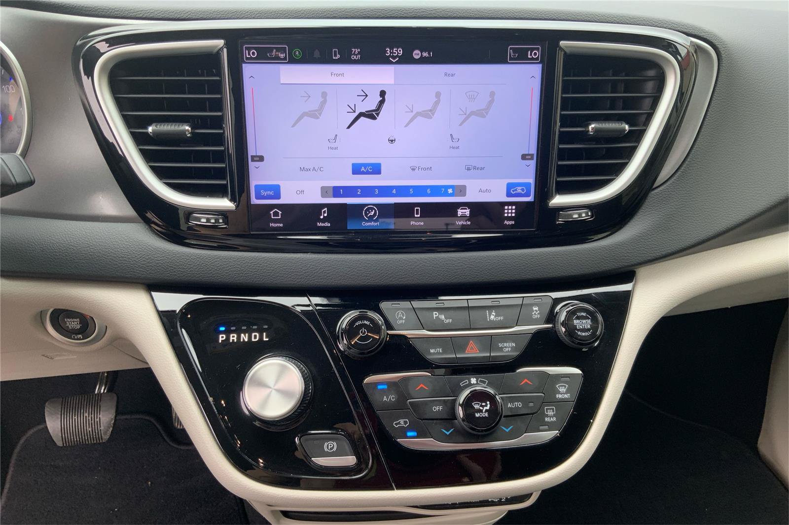 Used 2023 Chrysler Pacifica Touring-L FWD image 34