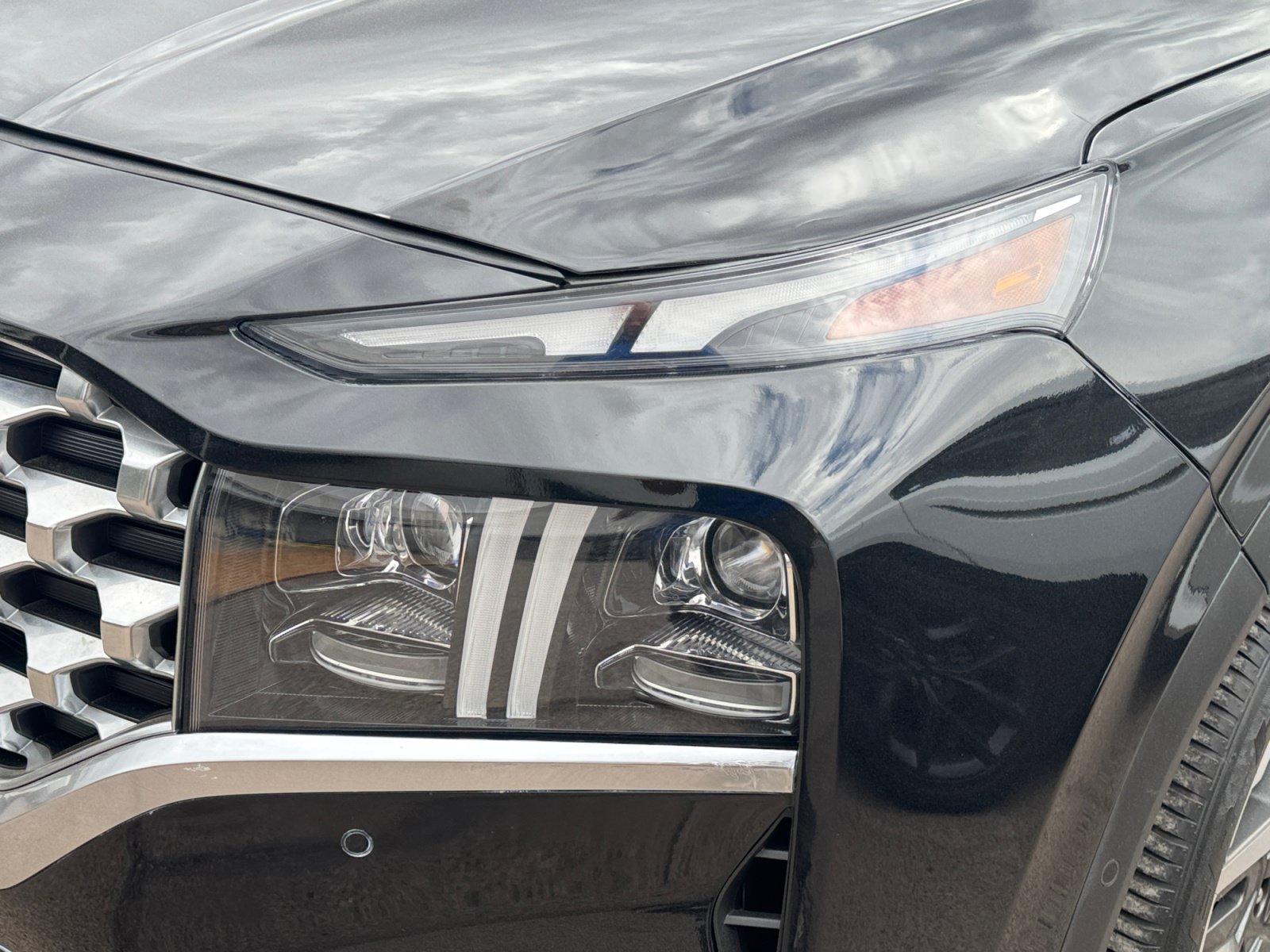 Used 2021 Hyundai Santa Fe Limited w/ Cargo Package FWD image 32