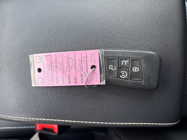 Used 2022 Volkswagen Tiguan SE image 22