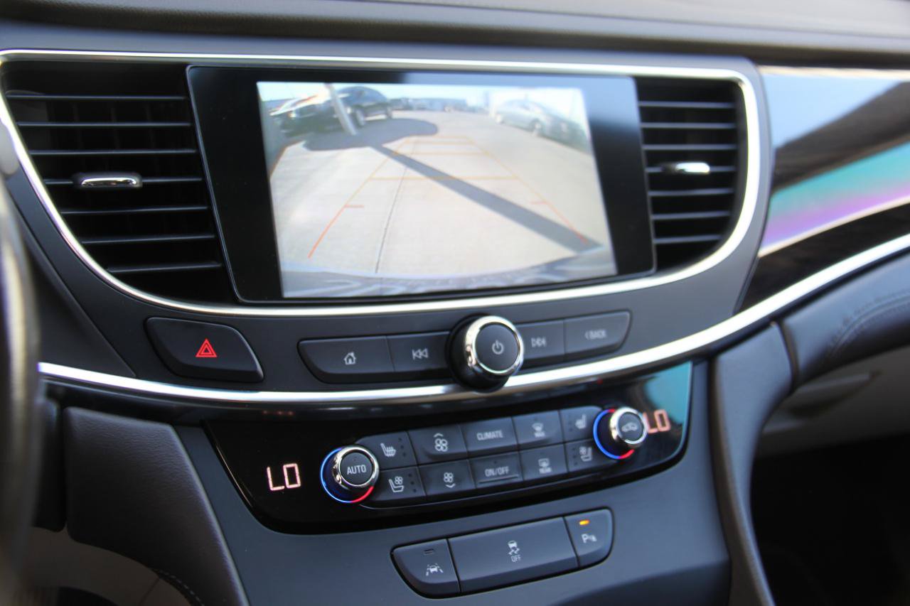 Used 2018 Buick LaCrosse Premium FWD image 20