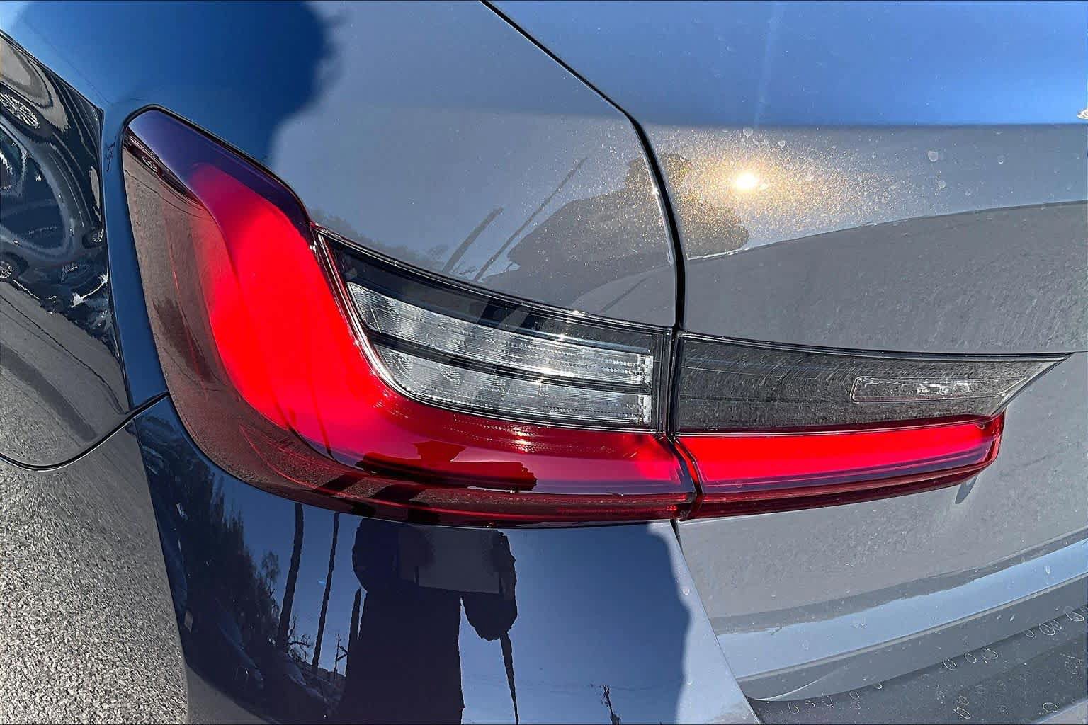 Used 2026 BMW 330i Sedan w/ Premium Package RWD image 15