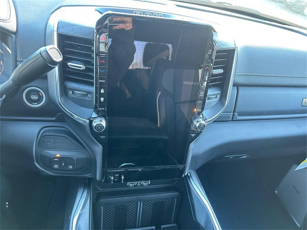 New 2026 RAM 3500 Laramie image 21