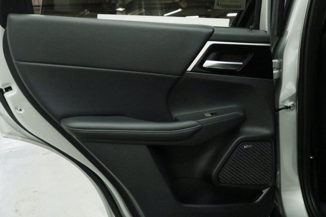 New 2026 Mitsubishi Outlander SE FWD image 25