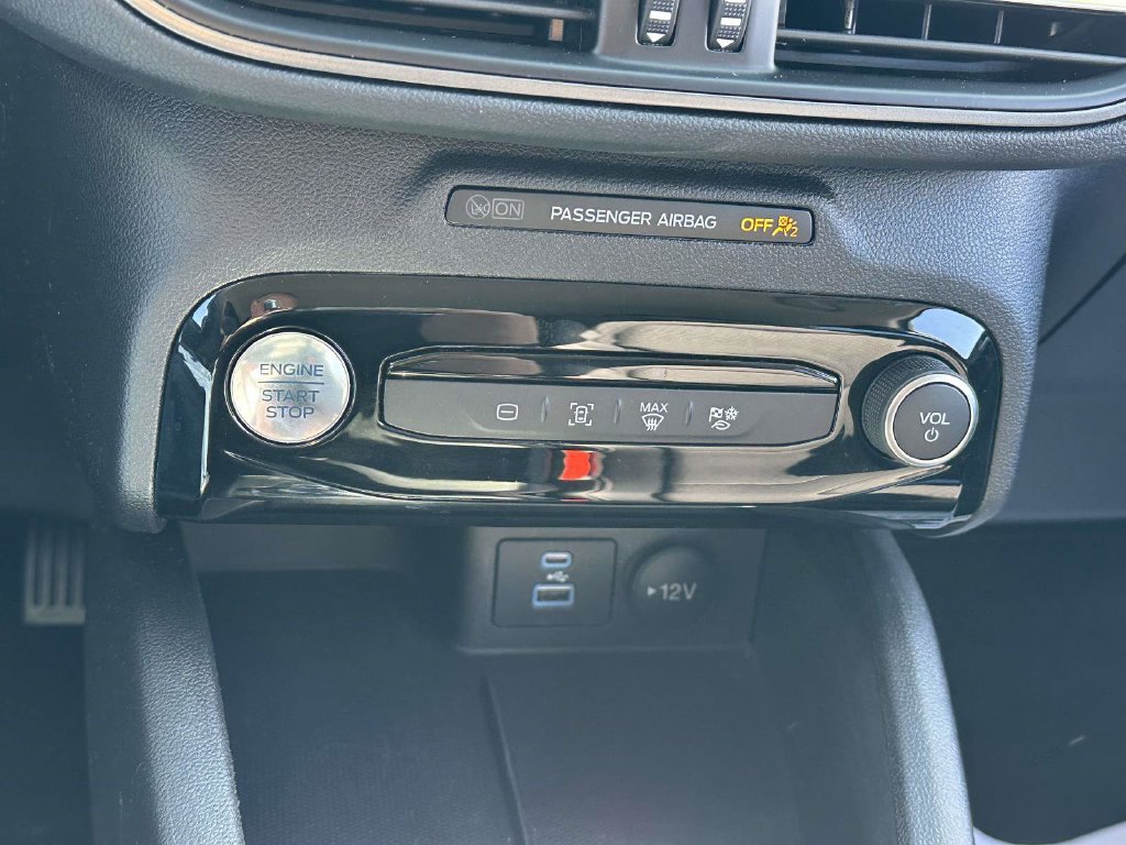 Certified 2023 Ford Escape SE FWD image 20