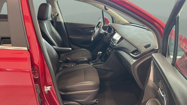 Used 2020 Buick Encore Preferred w/ Safety Package FWD image 18